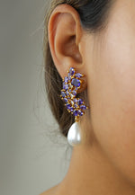 Load image into Gallery viewer, golden frosty pearl earrings Bombay Sunset
