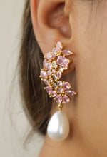 Load image into Gallery viewer, golden frosty pearl earrings Bombay Sunset
