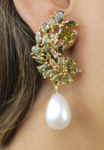 Load image into Gallery viewer, golden frosty pearl earrings Bombay Sunset
