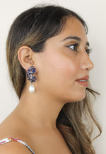 Bild in den Galerie-Viewer laden, frosty pearl earrings below 50 big bridal bride bridesmaid Bombay Sunset
