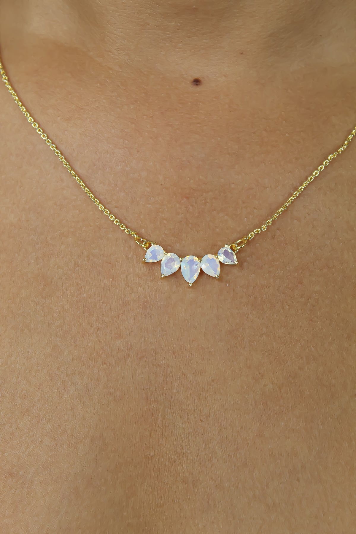 Sahara pendant necklace bombay sunset