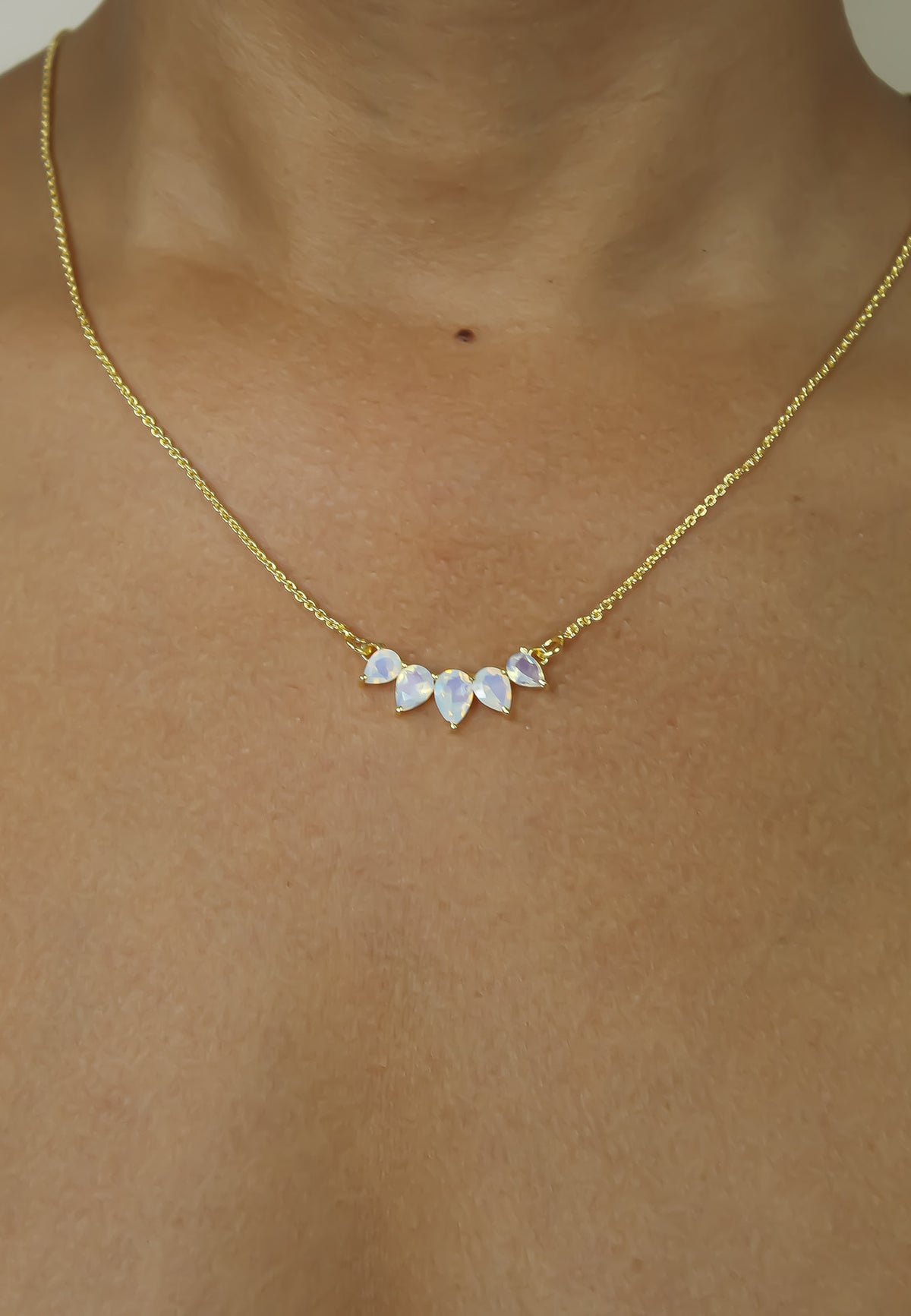 Sahara pendant necklace bombay sunset