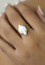 Load image into Gallery viewer, Amira Pearl Ring Bombay Sunset

