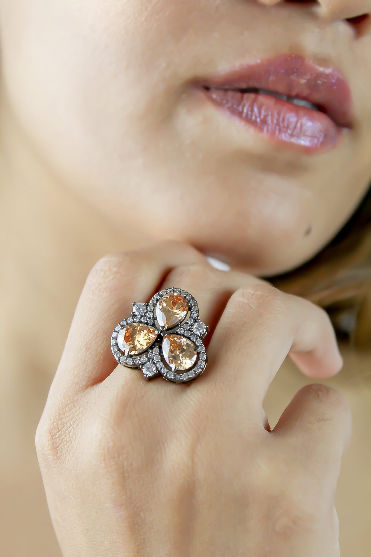 Cloverfield ring bombay sunset