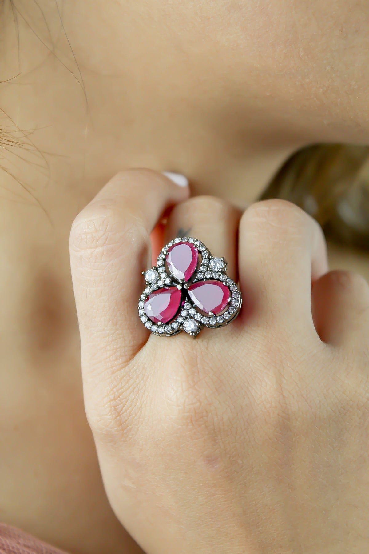 Cloverfield ring bombay sunset