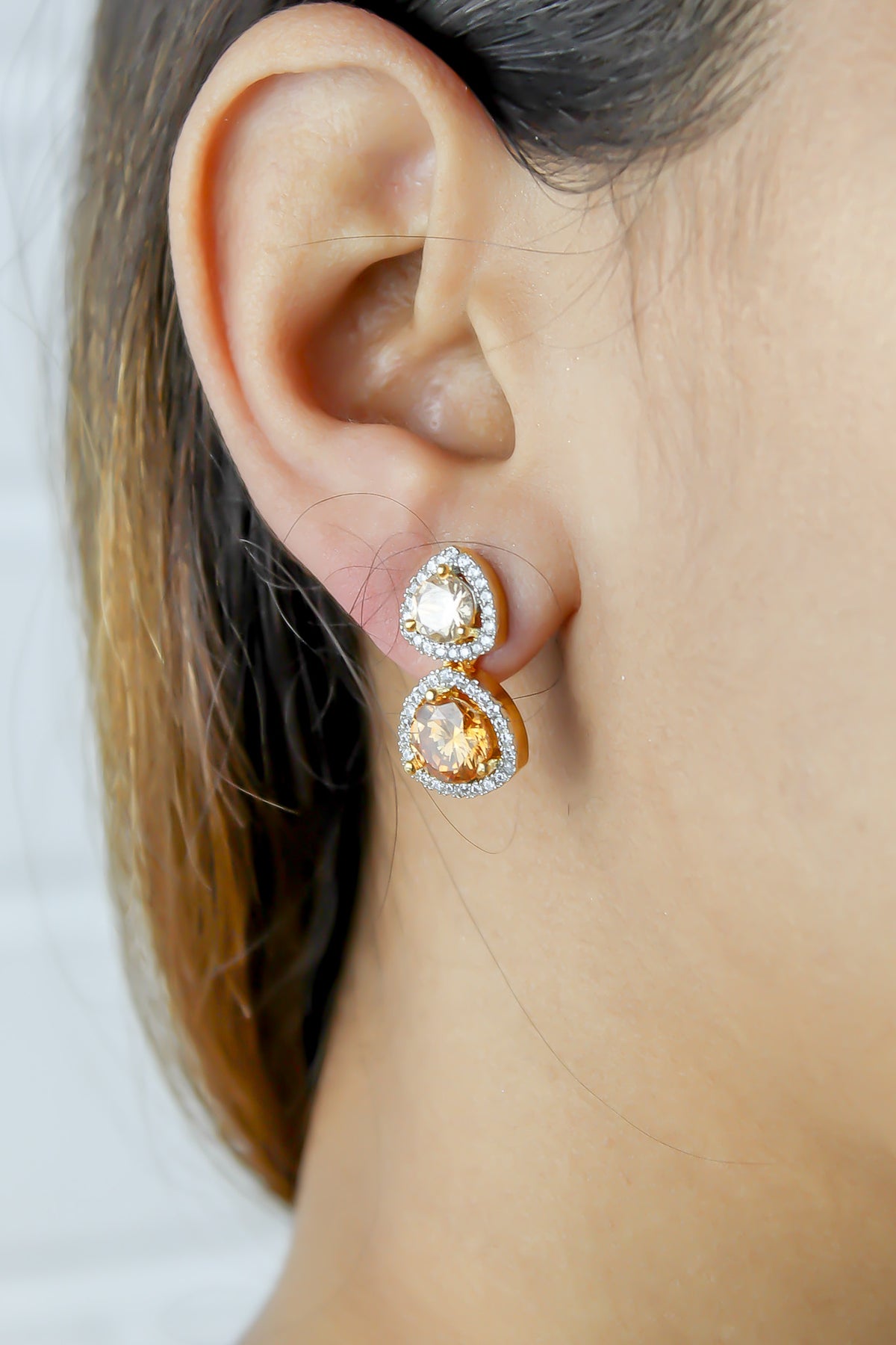 Nikobar stone earrings below 50 boda bodas fiesta invitada bombay sunset