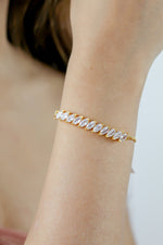 Load image into Gallery viewer, crystal spikes bracelet 1 Bombay Sunset
