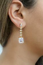 Bild in den Galerie-Viewer laden, Golden Cruise Benares Earrings Bombay Sunset
