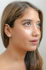 Bild in den Galerie-Viewer laden, golden wings earrings Bombay Sunset

