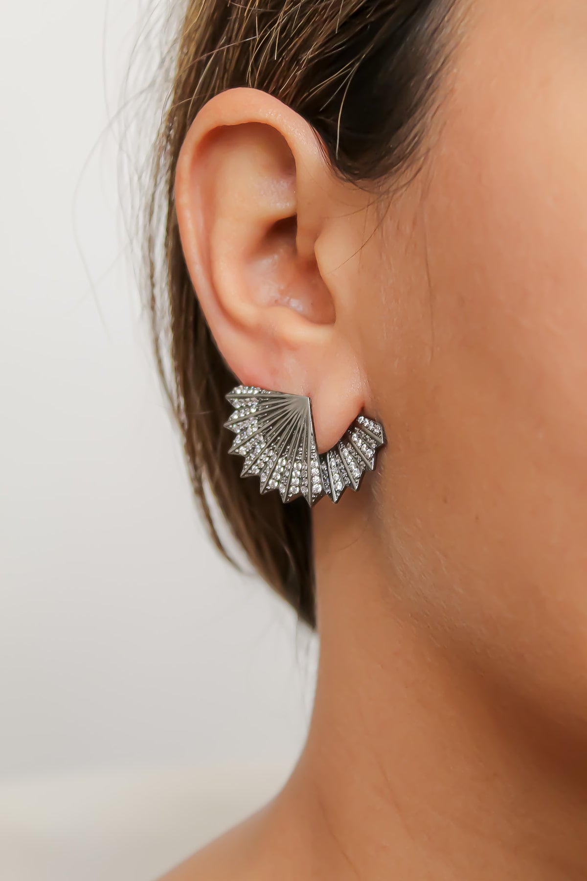 mini abanicho earrings Bombay Sunset