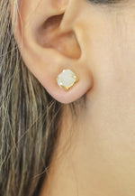 Load image into Gallery viewer, qatar earrings Bombay Sunset
